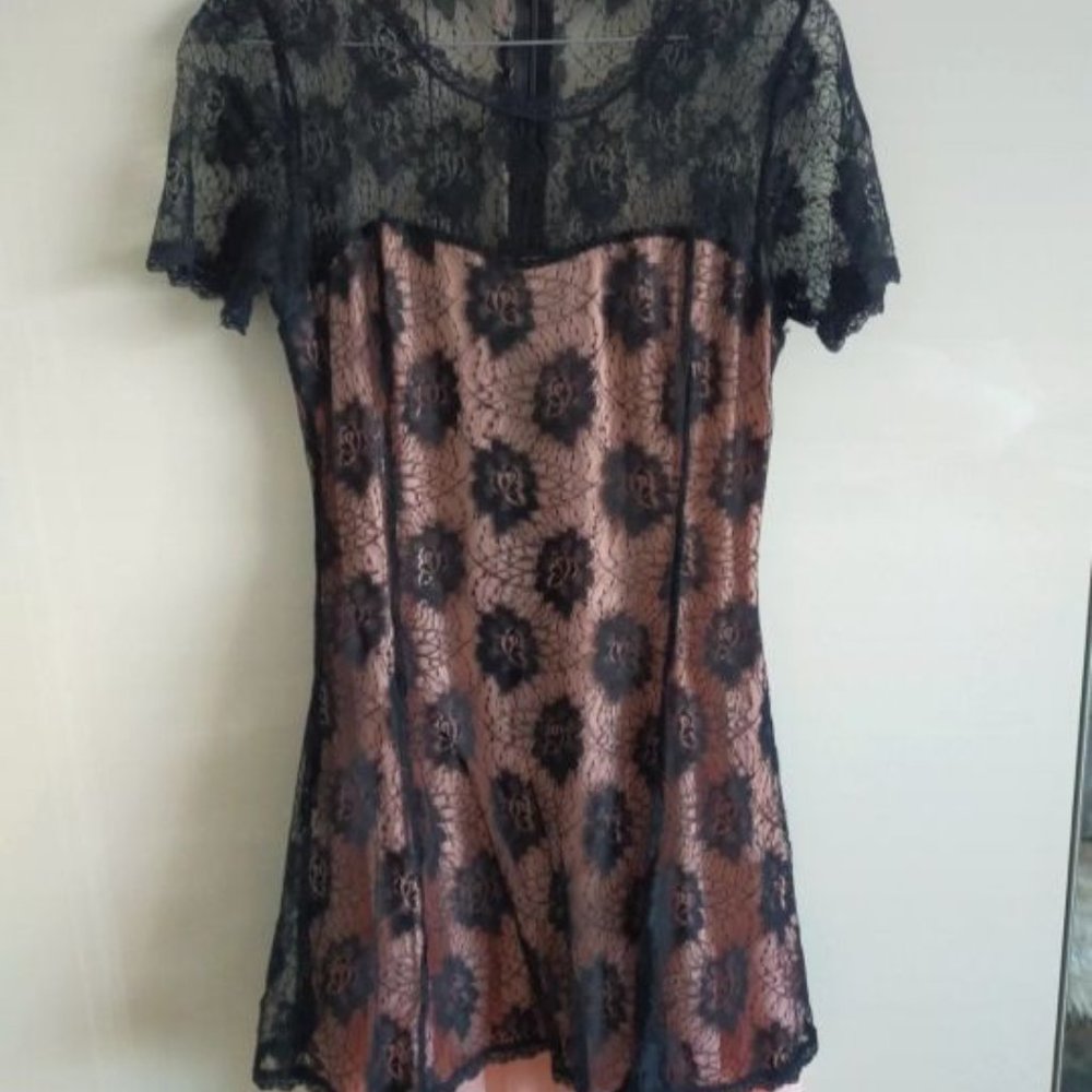 Pizzo Nero e tulle rosa dress - Picture 3 of 3